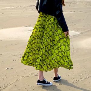 Snakeskin print midi skirt